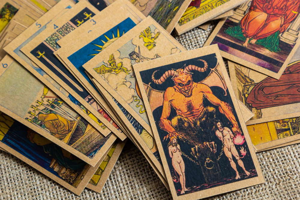tirer les cartes tarot divinatoire